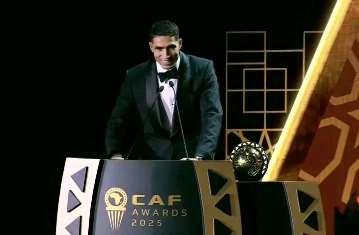  Achraf Hakimi remporte le Ballon d’Or Africain 2025