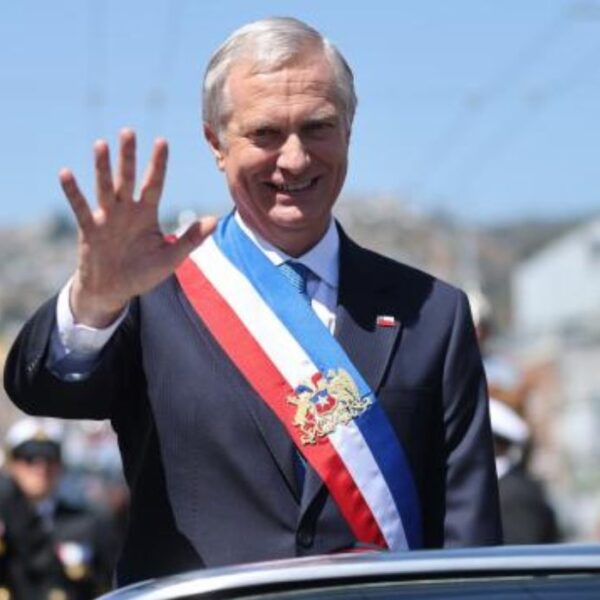 Chili : José Antonio Kast prend…