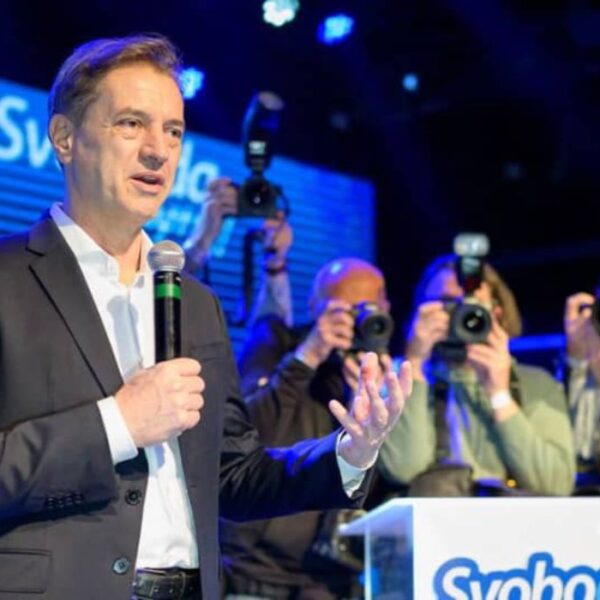 Législatives à Slovénie : Robert Golob…