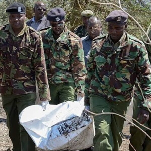 Kenya : 32 corps exhumés dans…