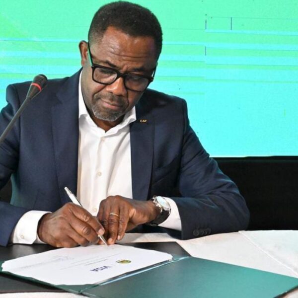 CAF : Mosengo-Omba démissionne au poste…