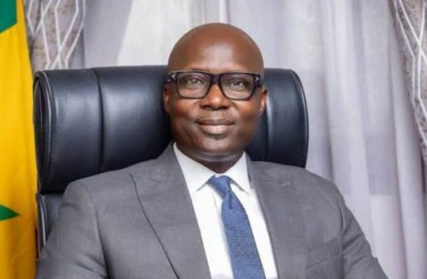 Sénégal : Tensions et accusations secouent…