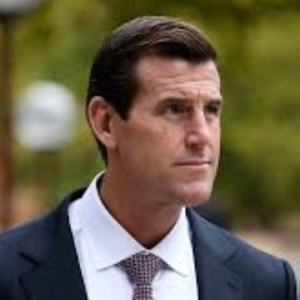 Australie : Ben Roberts-Smith inculpé…