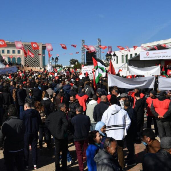 Tunisie : La société civile…