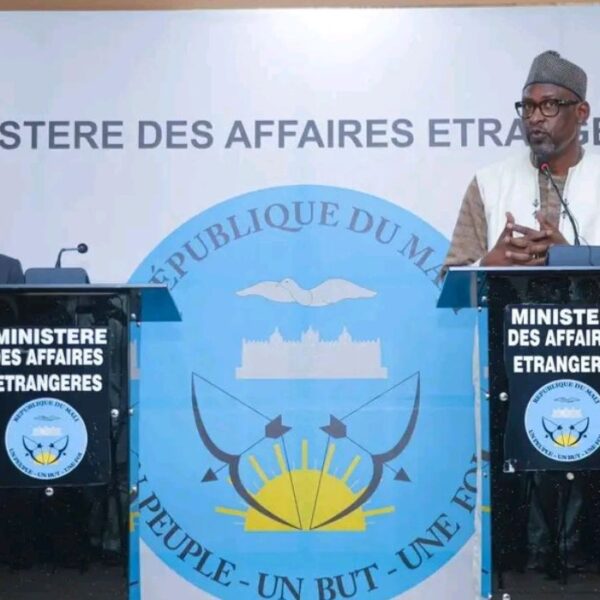 Sahara : Le Mali change de…