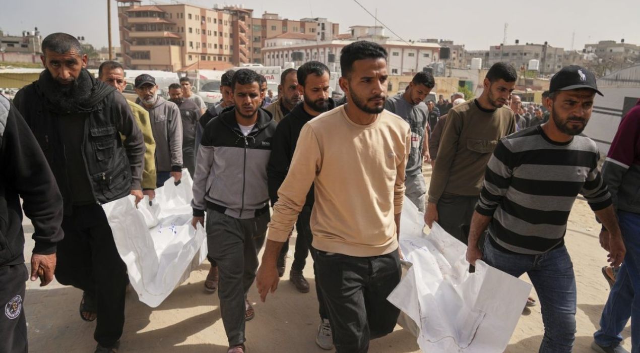 Frappes israéliennes à Gaza : Plusieurs morts à Al-Shati et Al-Shifa