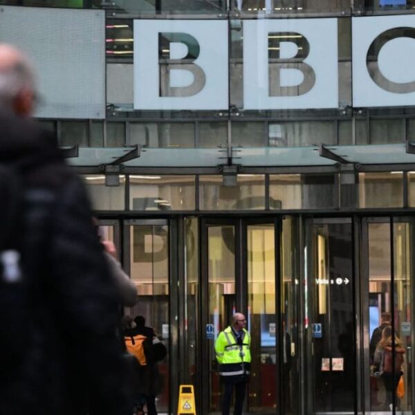 Royaume-Uni : La BBC supprime…