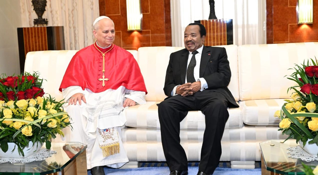 Cameroun : Paul Biya reçoit le pape Léon XIV