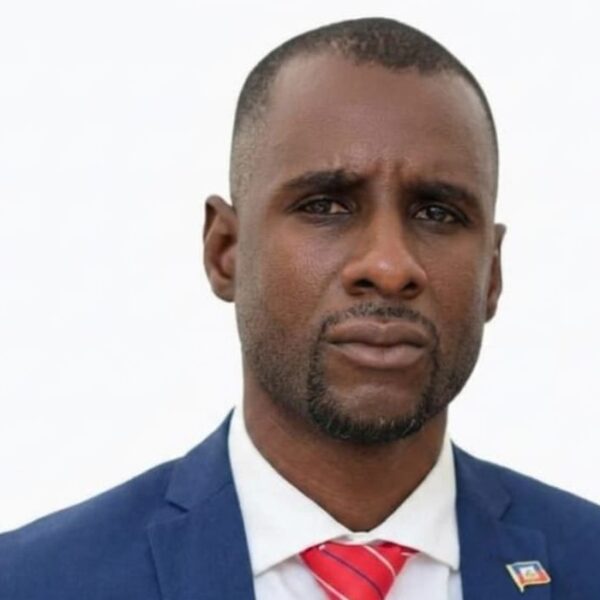 Haïti : Démission d’un maire face…