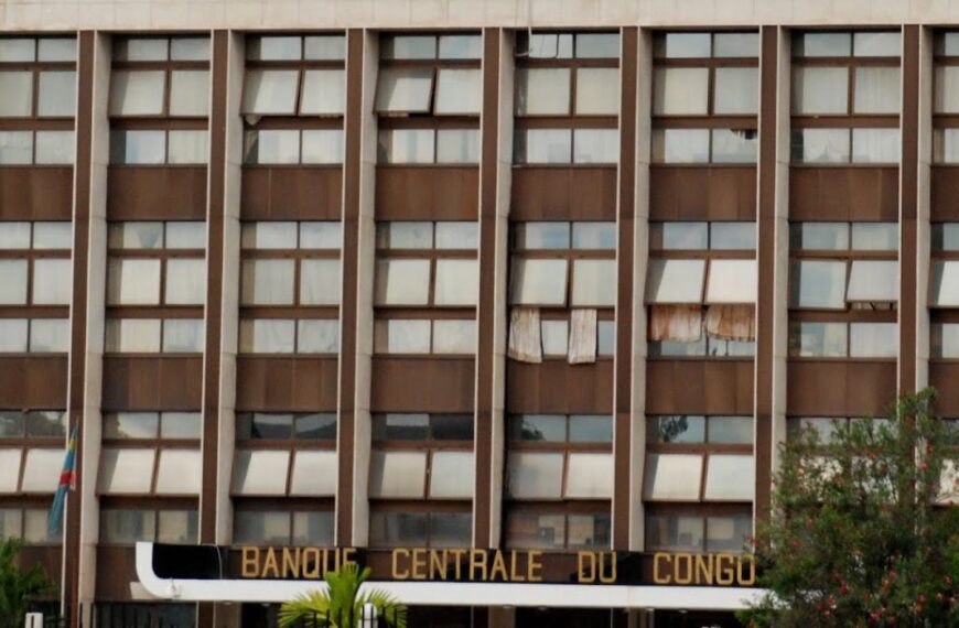 RDC : Des banques fermées, le…