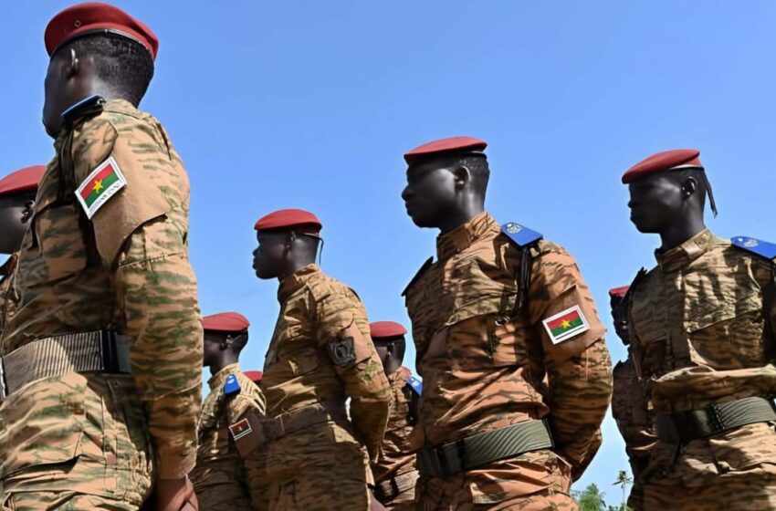  Burkina Faso : 100 000 réservistes annoncés pour renforcer la lutte antiterroriste