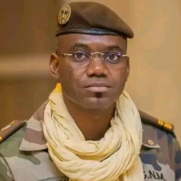 Mali : Le ministre de la Défense…