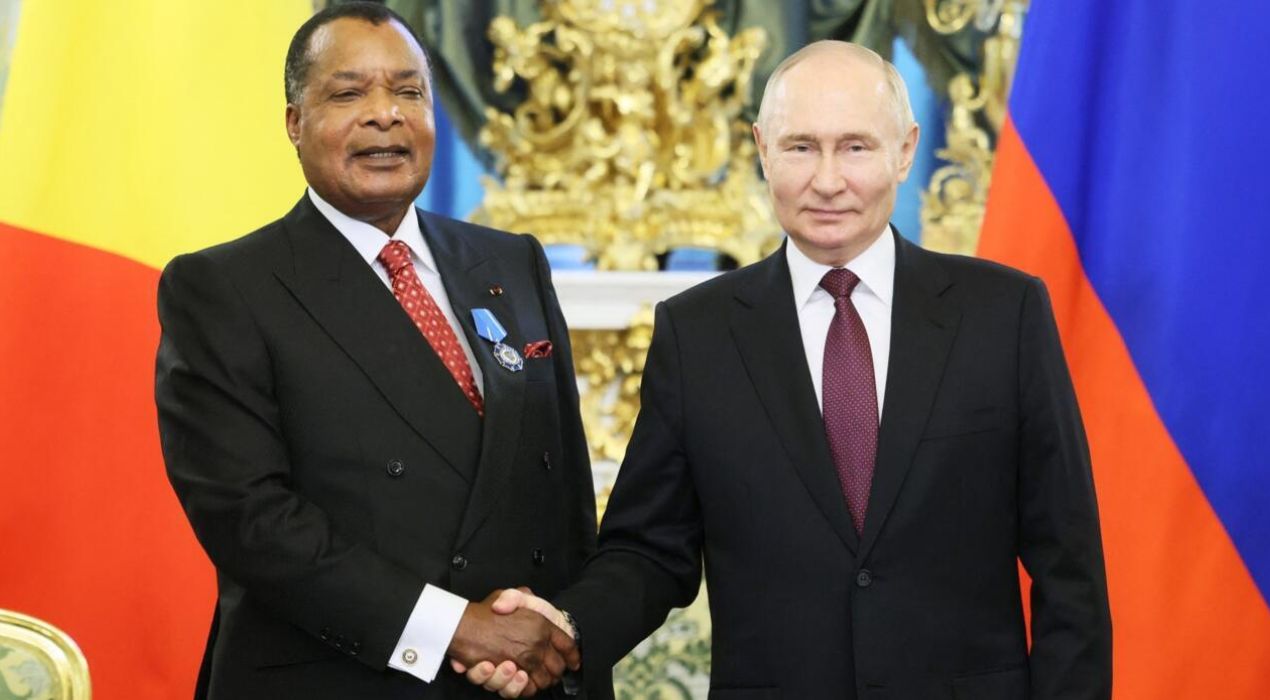 Partenariat stratégique : Poutine serre la main à Sassou N’Guesso