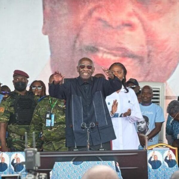 Gbagbo reconduit à la direction du…