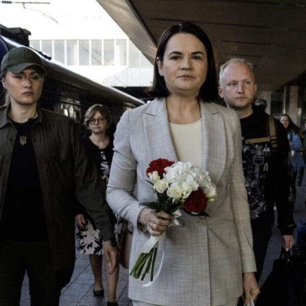 Ukraine : Svetlana Tikhanovskaïa affiche son…