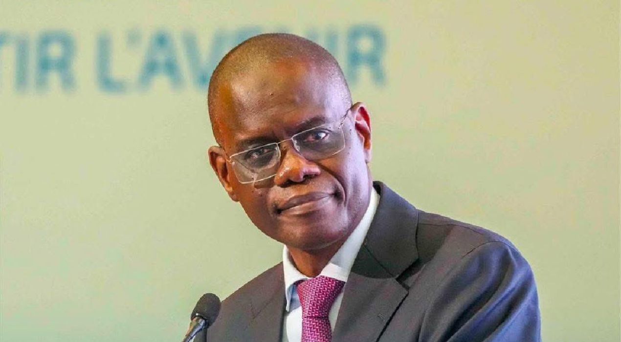 Sénégal : Ahmadou Al Aminou Lo succède officiellement à Ousmane Sonko