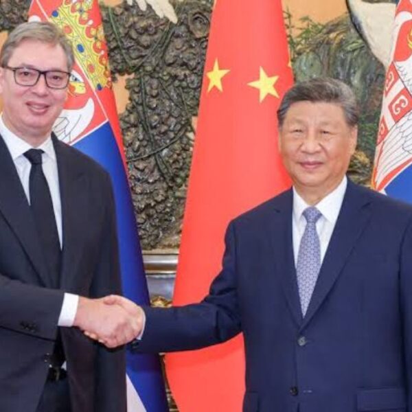 La Serbie consolide son alliance stratégique…
