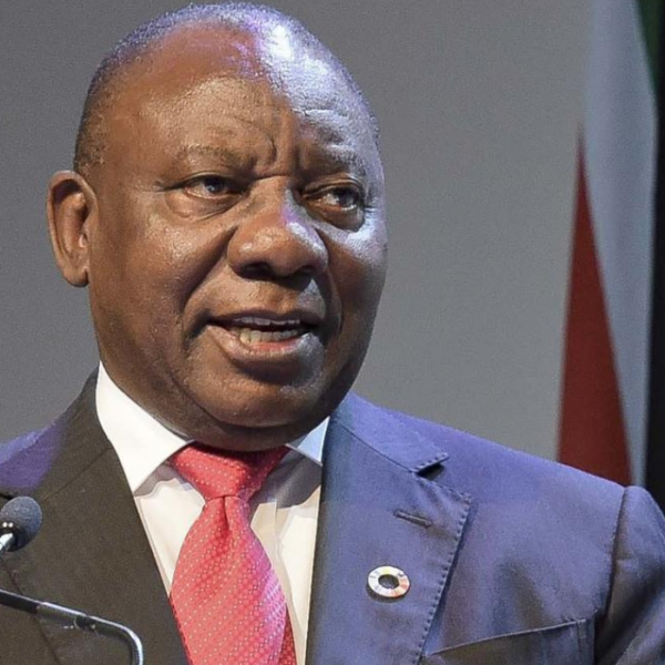 Afrique du Sud : Ramaphosa menacé…