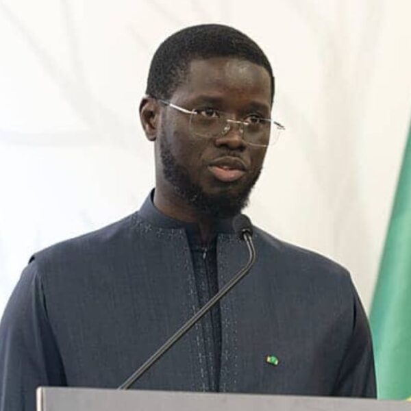 Sénégal : Diomaye Faye forme un gouvernement…