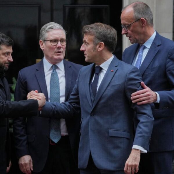 L’Europe soutient un dialogue direct entre…