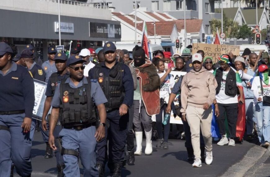 Marche anti-immigrés en Afrique du Sud le…