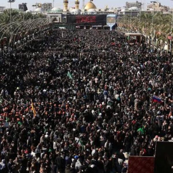 Irak : Kerbala accueille des milliers…
