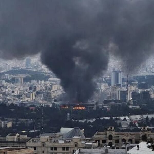 Les frappes israéliennes à Gaza ravivent…