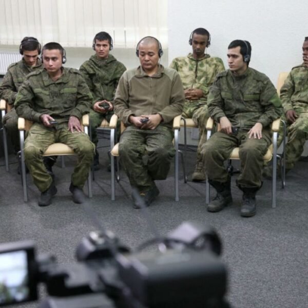 Recrutements vers le front russe…