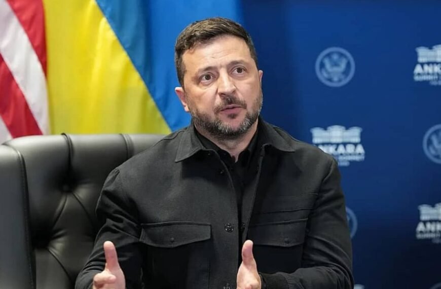 Ukraine : Volodymyr Zelensky annonce un vaste…