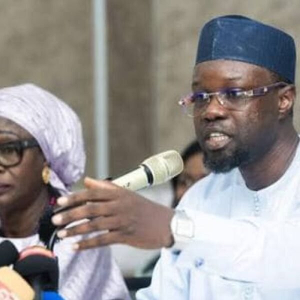 Sénégal : Sonko menace de faire…