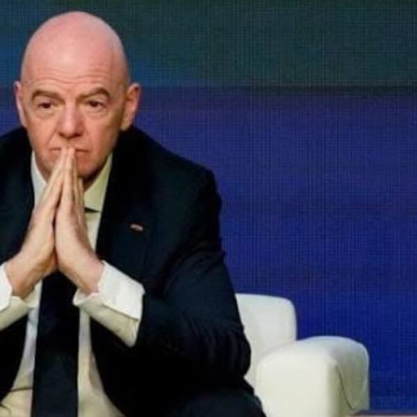 Forward Enterprise : La FIFA fait…