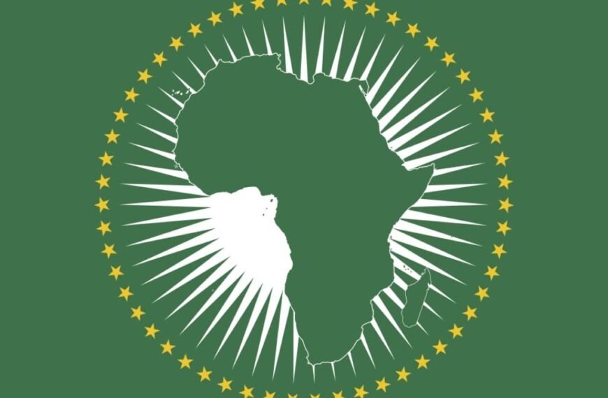 Alger accueille le Conseil de paix…