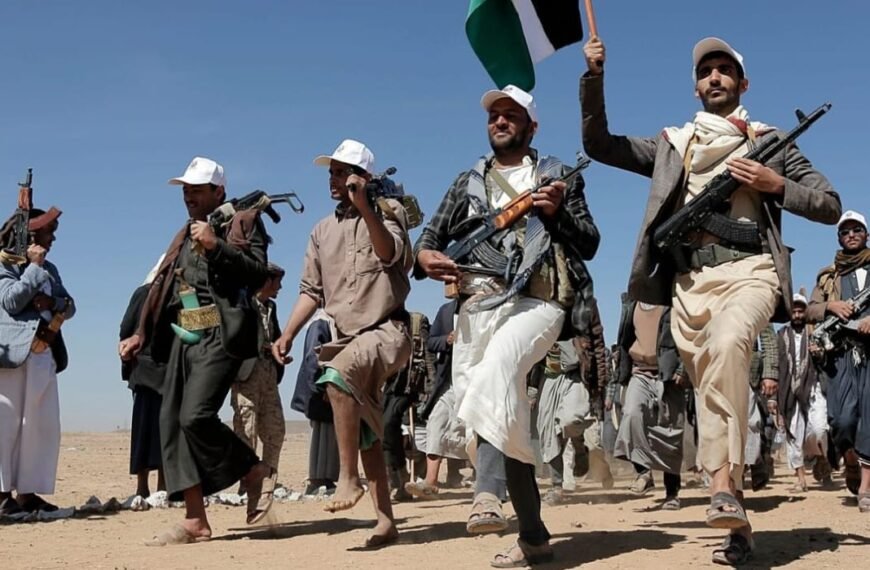 Yémen : L’offensive des Houthis provoque un…