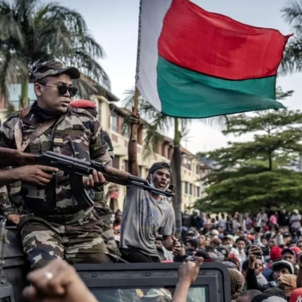 Madagascar : Un an après, la…