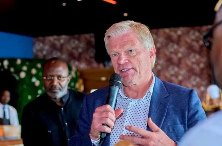  Oliver Kahn à Douala : Du sport à la haute performance