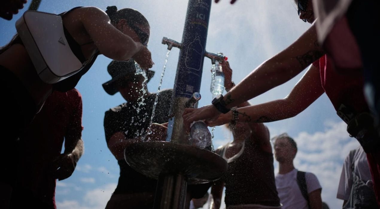 Sécheresse en France : 100 000 personnes privées d&rsquo;eau