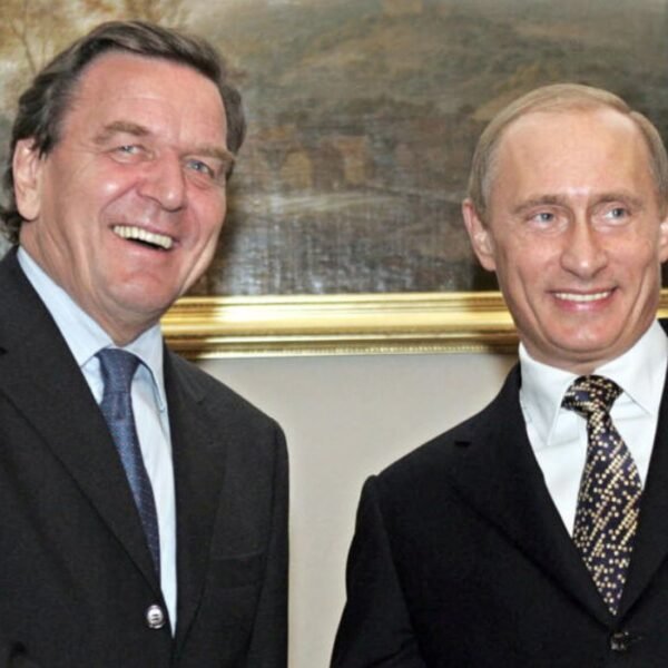 Berlin dénonce la visite de Schröder…