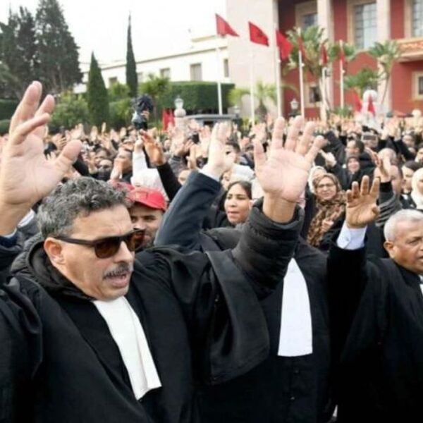 Maroc : Les avocats reprennent fonction après…