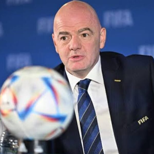 Infantino : Un salaire caché qui fragilise…