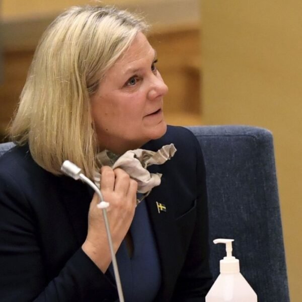 Suède : Le Parlement rejette Magdalena…