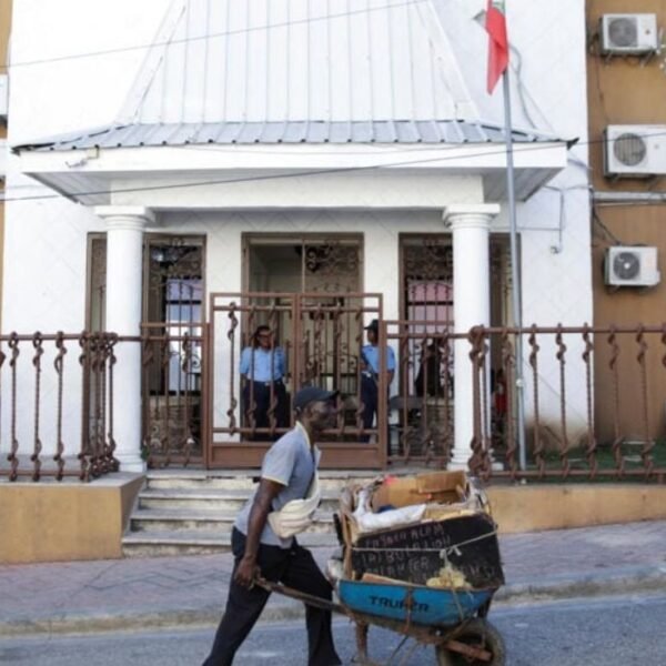 Haïti : Les élections reportées au…
